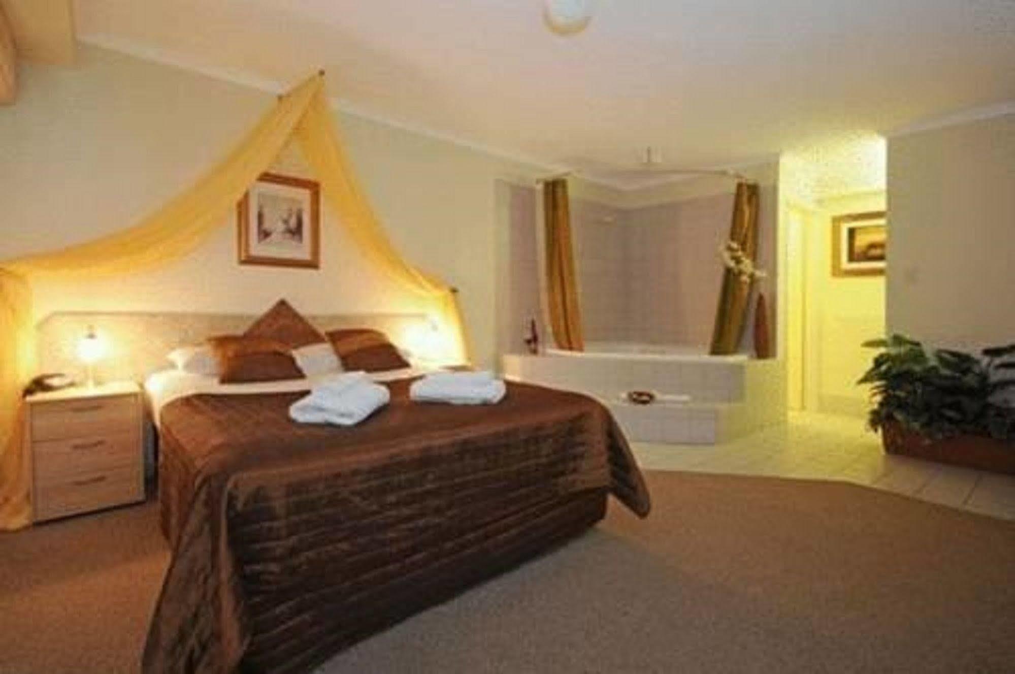 โอเชียน วิว โฮเต็ล Motel North Beach ภายนอก รูปภาพ