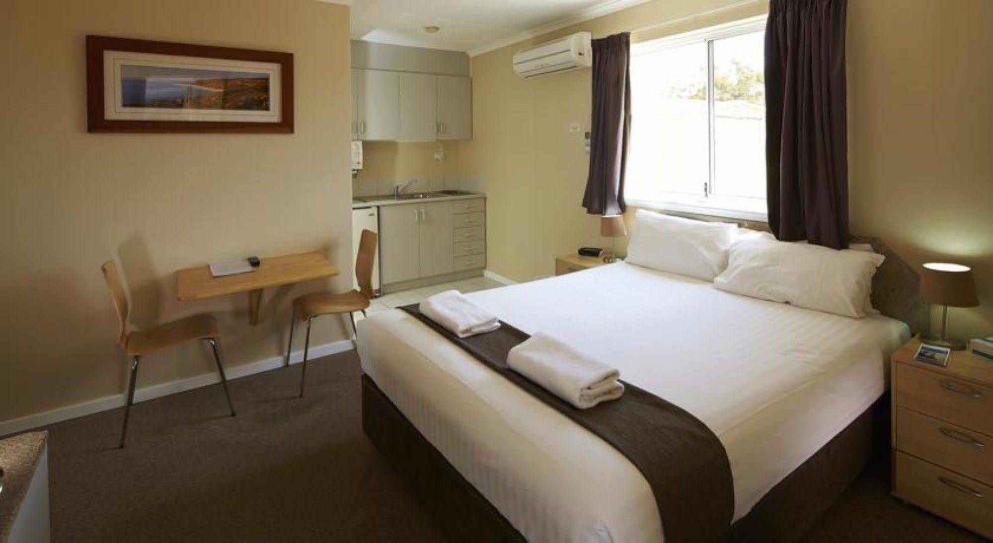 โอเชียน วิว โฮเต็ล Motel North Beach ภายนอก รูปภาพ